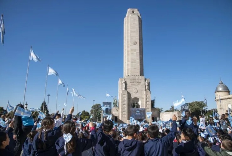 Imagen de M&aacute;s de 25.000 estudiantes prometer&aacute;n lealtad a la Bandera en Rosario