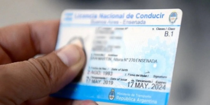 Imagen de Arroyo Seco: por falta de insumos, no se entregan los carnet de conducir f&iacute;sicos y hay preocupaci&oacute;n entre los conductores