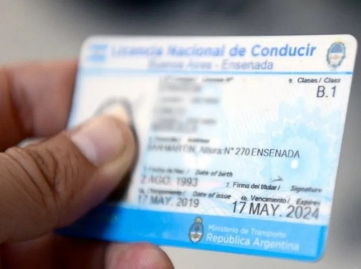Imagen de Arroyo Seco: por falta de insumos, no se entregan los carnet de conducir f&iacute;sicos y hay preocupaci&oacute;n entre los conductores