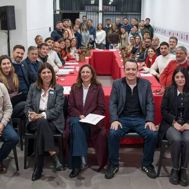 Imagen de Nuevas autoridades para un Socialismo �Unido, protagonista y solidario con quienes peor la pasan con Milei�