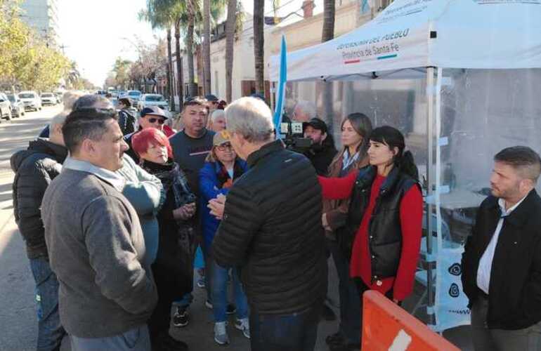 La situaci&oacute;n se registr&oacute; este mediod&iacute;a en la esquina de la municipalidad.