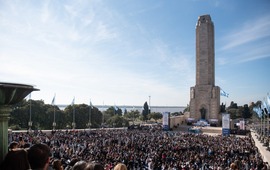 Imagen de &Eacute;xito tur&iacute;stico total: Rosario recibi&oacute; 200 mil visitantes y la Semana de la Bandera dej&oacute; m&aacute;s de $3.600 millones