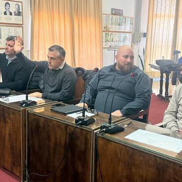 Imagen de El Concejo aprob&oacute; por 20 d&iacute;as la designaci&oacute;n de la contadora Mar&iacute;a Jos&eacute; Lauri tras un re&ntilde;ido desempate