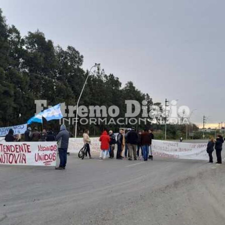 Imagen de Arroyo Seco: S&eacute;ptimo corte consecutivo en Ruta 21 por el reclamo de la autov&iacute;a