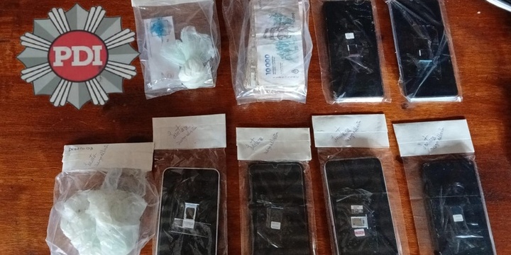 Imagen de Megaoperativo de la PDI en Villa Constituci&oacute;n: M&uacute;ltiples allanamientos, secuestro de drogas y dos personas detenidas
