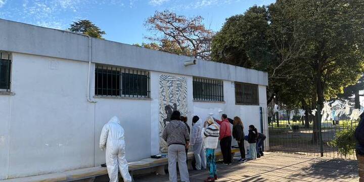 Imagen de Jornada de pintura en la Escuela N&deg; 247 "Mart&iacute;n Miguel de G&uuml;emes"