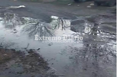 Imagen de Vecinos de calle Humberto Primo al 1300 denuncian un grave y persistente desborde de cloacas