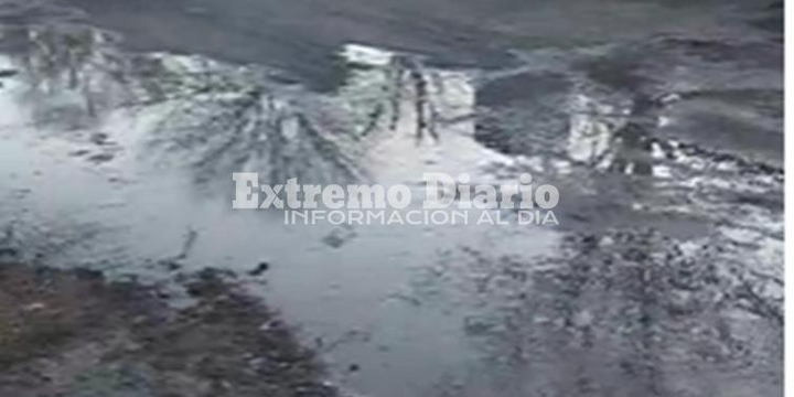 Imagen de Vecinos de calle Humberto Primo al 1300 denuncian un grave y persistente desborde de cloacas