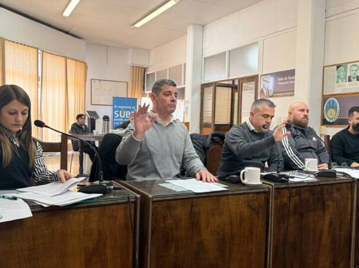 Imagen de Concejo de Arroyo Seco: Fuerte pedido de informes a Tonelli tras revelar un plazo fijo millonario mientras solicita fondos al legislativo