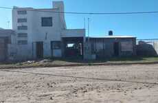 Imagen de Delincuentes les desvalijaron la vivienda y les saquearon la casa que tienen en construcci&oacute;n