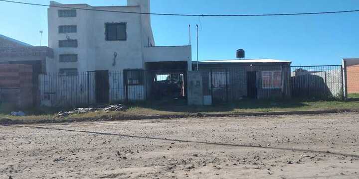 Imagen de Delincuentes les desvalijaron la vivienda y les saquearon la casa que tienen en construcci&oacute;n