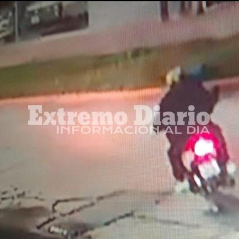 Imagen de Vandalizaron un local de venta de autos en Fighiera y buscan identificar a los responsables