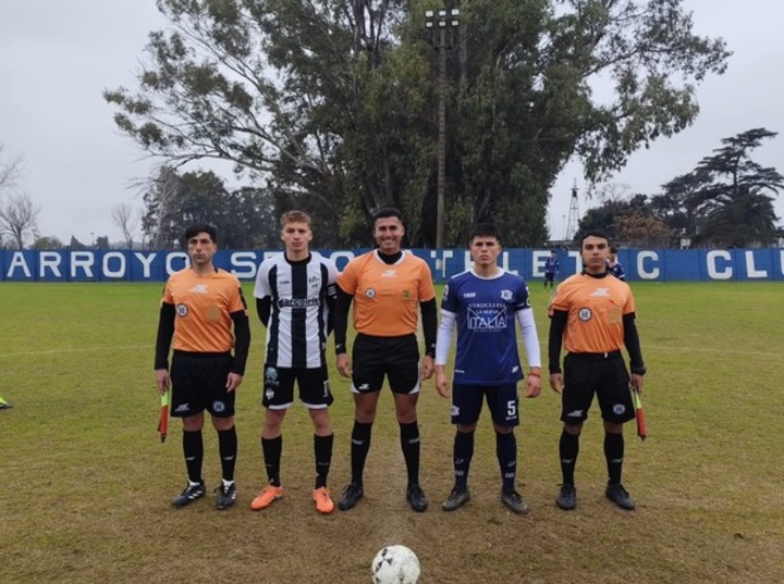 Imagen de Semifinales de la Liga: En reserva ASAC peg&oacute; primero, se qued&oacute; con el cl&aacute;sico de ida y sue&ntilde;a con la final