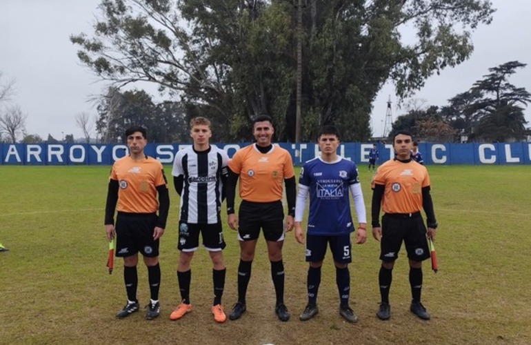 Imagen de Semifinales de la Liga: En reserva ASAC peg&oacute; primero, se qued&oacute; con el cl&aacute;sico de ida y sue&ntilde;a con la final
