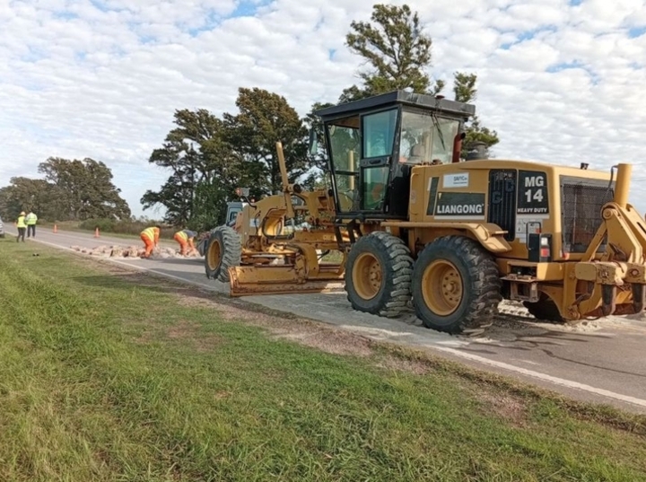 Imagen de Con una inversi&oacute;n de $16.700 millones, la Provincia lanza un ambicioso plan de reparaci&oacute;n de rutas en seis departamentos