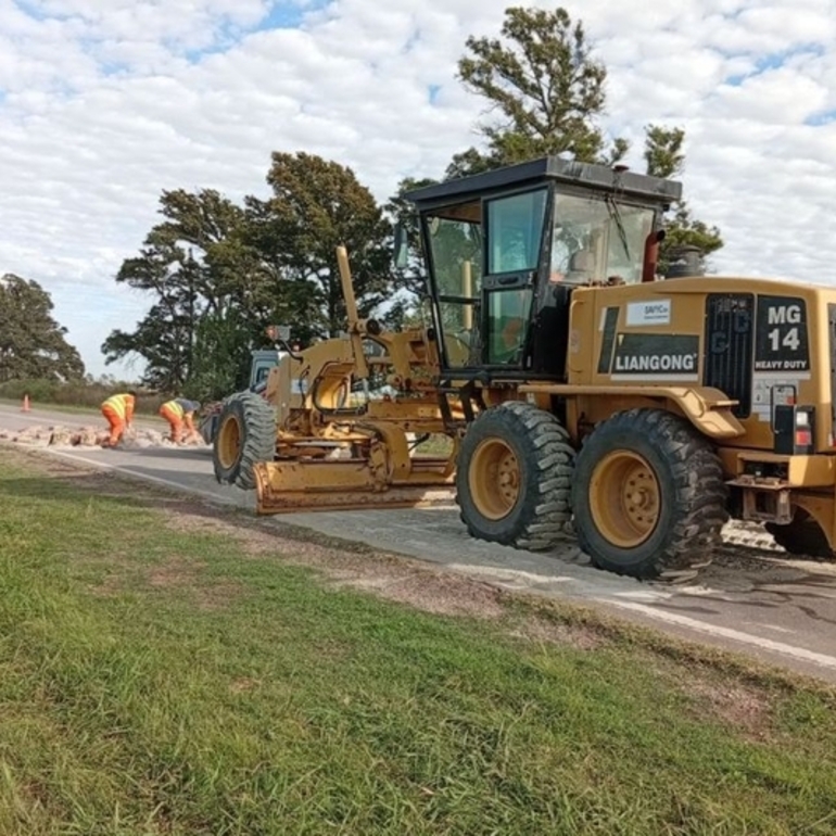 Imagen de Con una inversi&oacute;n de $16.700 millones, la Provincia lanza un ambicioso plan de reparaci&oacute;n de rutas en seis departamentos