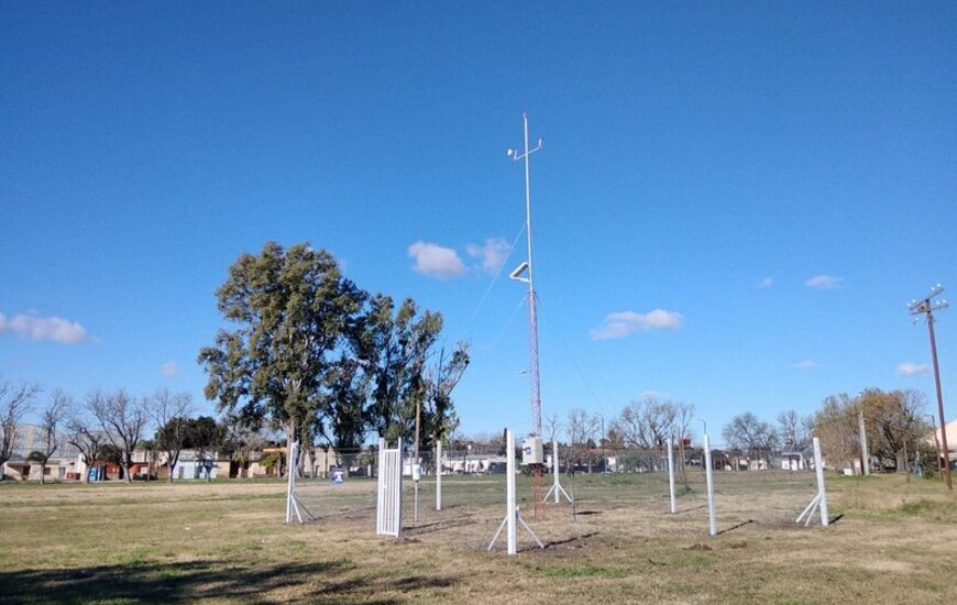 Imagen de Salto tecnol&oacute;gico en Coronel Dom&iacute;nguez: instalaron una estaci&oacute;n meteorol&oacute;gica de &uacute;ltima generaci&oacute;n