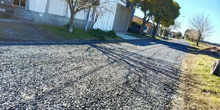 Imagen de Tras el reclamo de los vecinos, mejoraron las calles del barrio Gendarmer&iacute;a