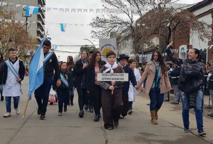 Imagen de Arroyo Seco celebra el D&iacute;a de la Independencia y su 138&deg; aniversario con un gran desfile y festival popular