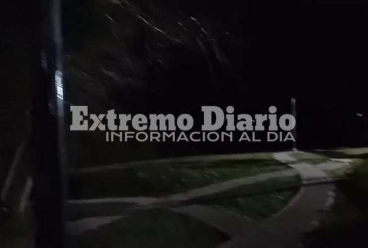 Imagen de Vecinos de Mirador del R&iacute;o reclaman iluminaci&oacute;n en el Anfiteatro ARA San Juan