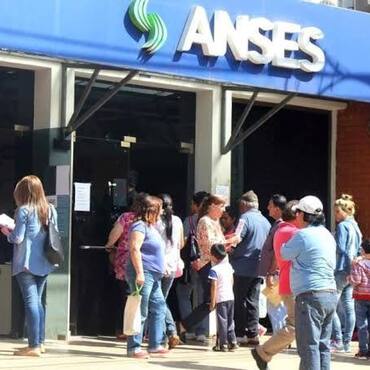 Imagen de Calendario de pagos de ANSES: qui&eacute;nes cobran sus haberes este lunes 13 de julio