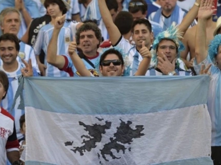 Imagen de Mundial 2026: Prohibir&aacute;n el ingreso de banderas de Malvinas y mensajes pol&iacute;ticos en el partido Argentina - Inglaterra
