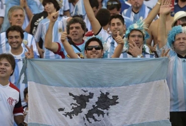 Imagen de Mundial 2026: Prohibir&aacute;n el ingreso de banderas de Malvinas y mensajes pol&iacute;ticos en el partido Argentina - Inglaterra