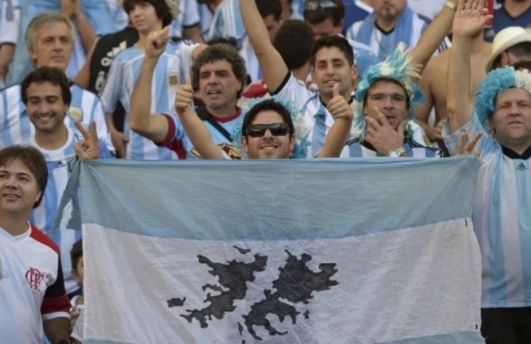 Imagen de Mundial 2026: Prohibir&aacute;n el ingreso de banderas de Malvinas y mensajes pol&iacute;ticos en el partido Argentina - Inglaterra