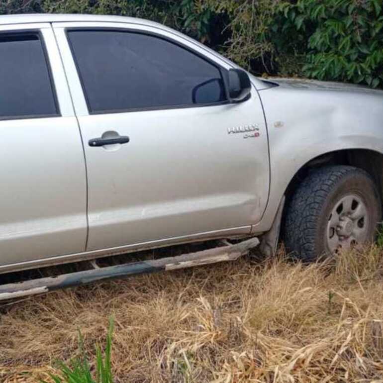 Imagen de Hallaron una camioneta con pedido de secuestro en General Lagos y encontraron una r&eacute;plica de arma de fuego