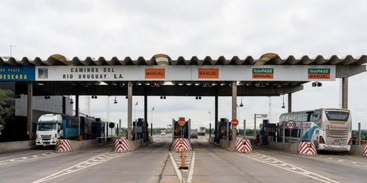 Imagen de Aumenta este martes el peaje del puente Rosario-Victoria: cu&aacute;les son las nuevas tarifas