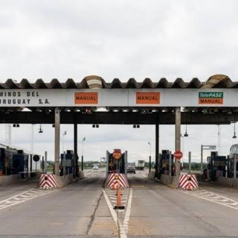 Imagen de Aumenta este martes el peaje del puente Rosario-Victoria: cu&aacute;les son las nuevas tarifas