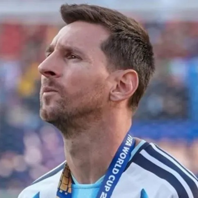 Imagen de Messi expres&oacute; su dolor tras el subcampeonato mundial: �Va a costar que cierre esta herida�