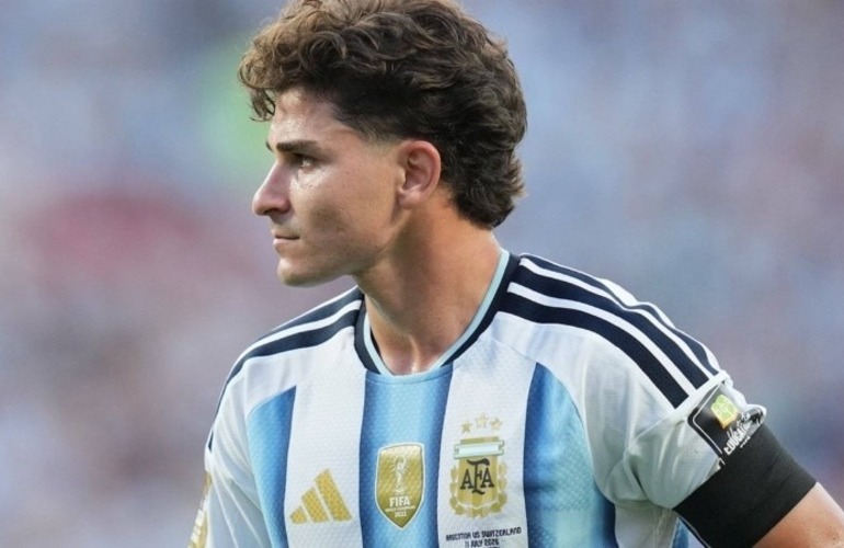 Juli&aacute;n &Aacute;lvarez agradeci&oacute; a quienes apoyaron a la Selecci&oacute;n durante el Mundial.