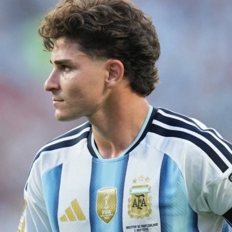 Juli&aacute;n &Aacute;lvarez agradeci&oacute; a quienes apoyaron a la Selecci&oacute;n durante el Mundial.