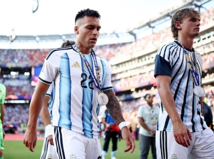 Lautaro Mart&iacute;nez no pudo ingresar en la final del Mundial.