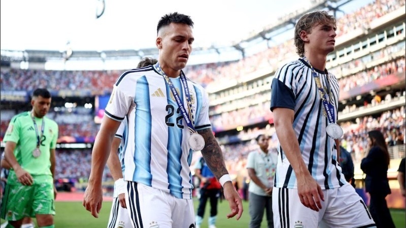 Lautaro Mart&iacute;nez no pudo ingresar en la final del Mundial.