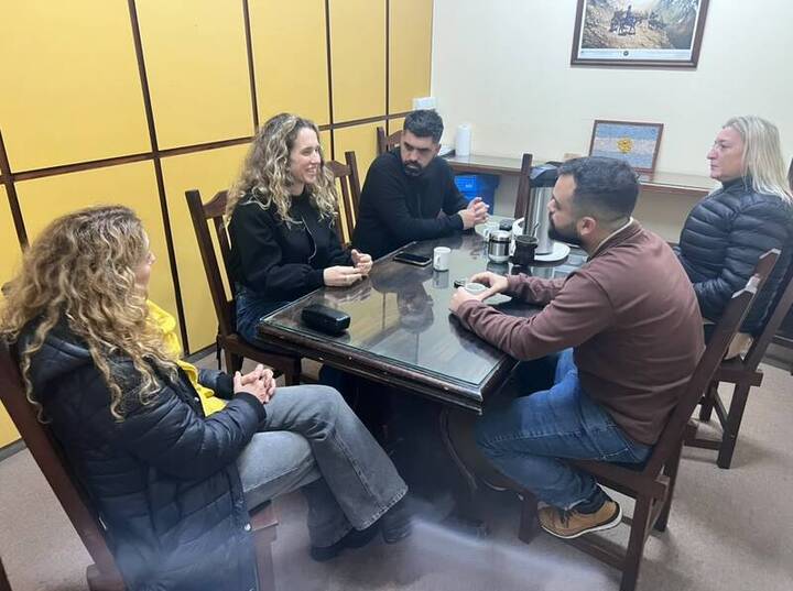 Imagen de El Concejo Municipal junto a la UNR y escuelas secundarias para impulsar las Olimpiadas de Psicolog&iacute;a y Salud Mental