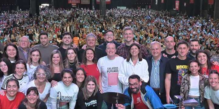 Imagen de Desde Rosario, el Socialismo se mostr&oacute; fuerte, unido y en carrera hacia 2027