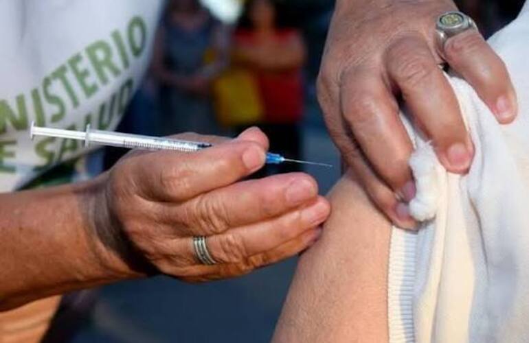 Imagen de M&aacute;s de 430 mil santafesinos ya se vacunaron contra la gripe: Salud insta a completar la inmunizaci&oacute;n