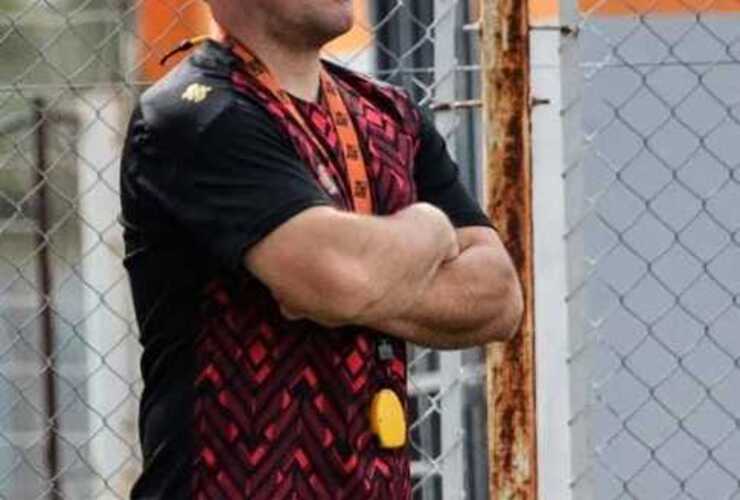 Imagen de Sergio Matteo dej&oacute; de ser el DT de Talleres de Arroyo Seco y asumir&aacute; en Sporting de Bigand