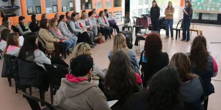Imagen de Arroyo Seco: dictan taller sobre estrategias en autismo para docentes de Nivel Inicial