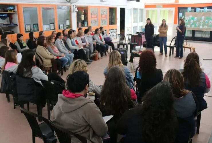 Imagen de Arroyo Seco: dictan taller sobre estrategias en autismo para docentes de Nivel Inicial