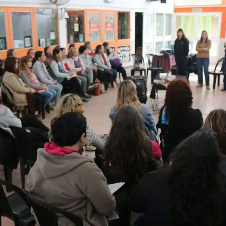Imagen de Arroyo Seco: dictan taller sobre estrategias en autismo para docentes de Nivel Inicial