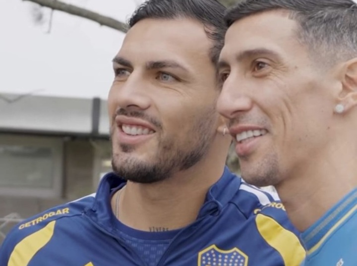 Imagen de Di Mar&iacute;a sorprendi&oacute; en la pr&aacute;ctica de Boca y protagoniz&oacute; un emotivo reencuentro con Leandro Paredes