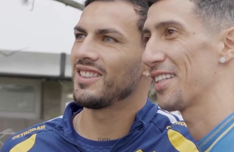 Imagen de Di Mar&iacute;a sorprendi&oacute; en la pr&aacute;ctica de Boca y protagoniz&oacute; un emotivo reencuentro con Leandro Paredes