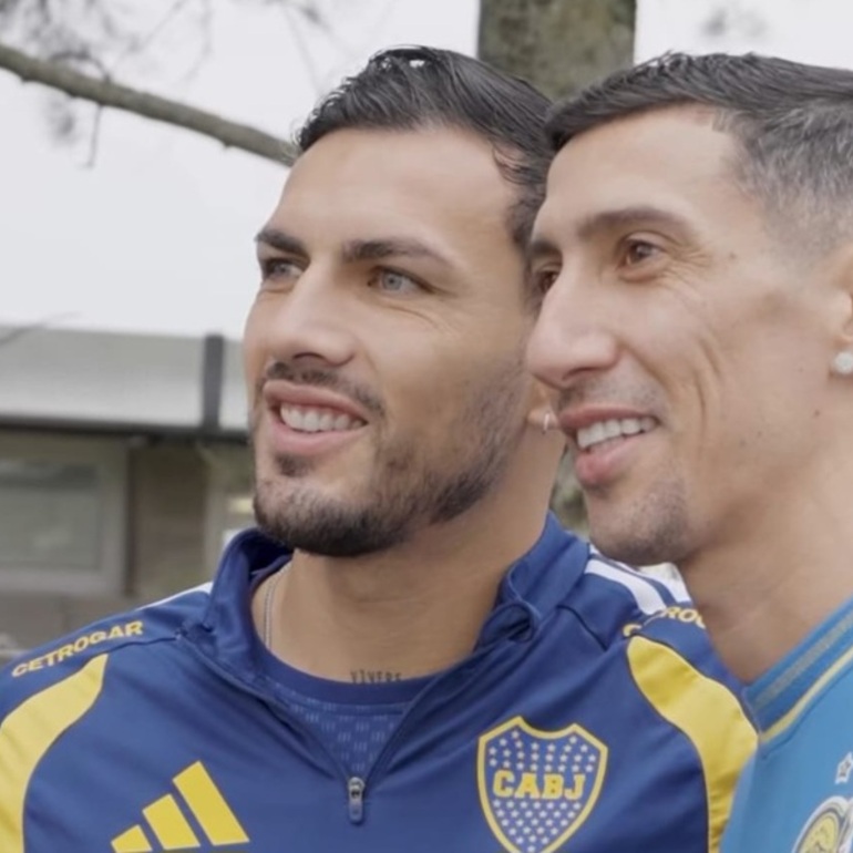 Imagen de Di Mar&iacute;a sorprendi&oacute; en la pr&aacute;ctica de Boca y protagoniz&oacute; un emotivo reencuentro con Leandro Paredes