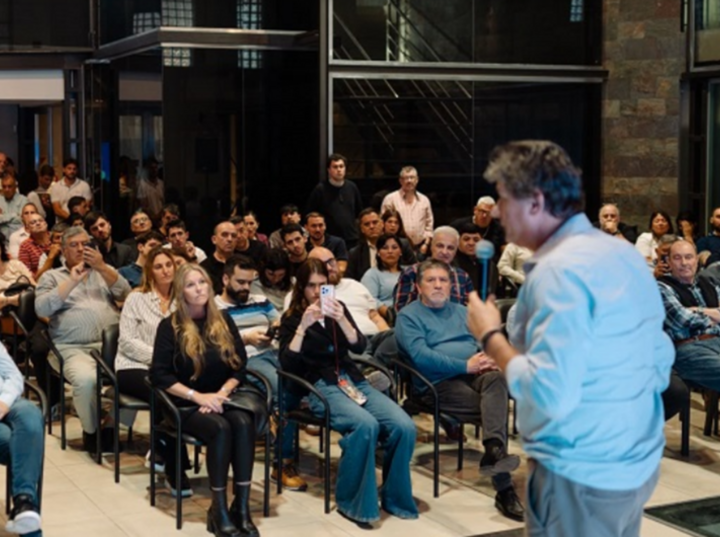 Imagen de Nizar Esper y dirigentes de La C&aacute;mpora participaron del lanzamiento de RA&Iacute;S en Santa Fe