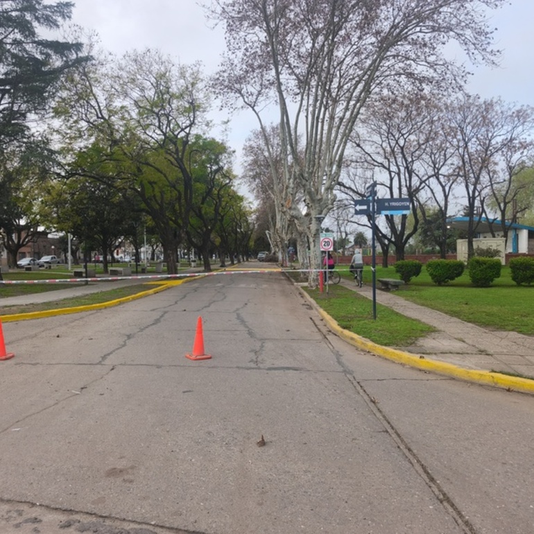 Imagen de Tr&aacute;nsito afectado: Calzada cortada en zona del anfiteatro por tareas de mantenimiento