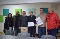 Imagen de El Concejo Municipal de Arroyo Seco declar&oacute; Ciudadana Destacada a la bombera voluntaria Diamela Coletta