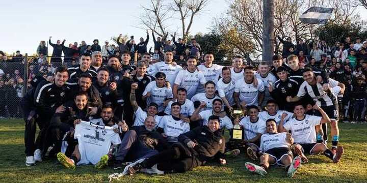 Imagen de Uni&oacute;n campe&oacute;n! El Panza conquist&oacute; la octava estrella en la Liga Regional del Sud